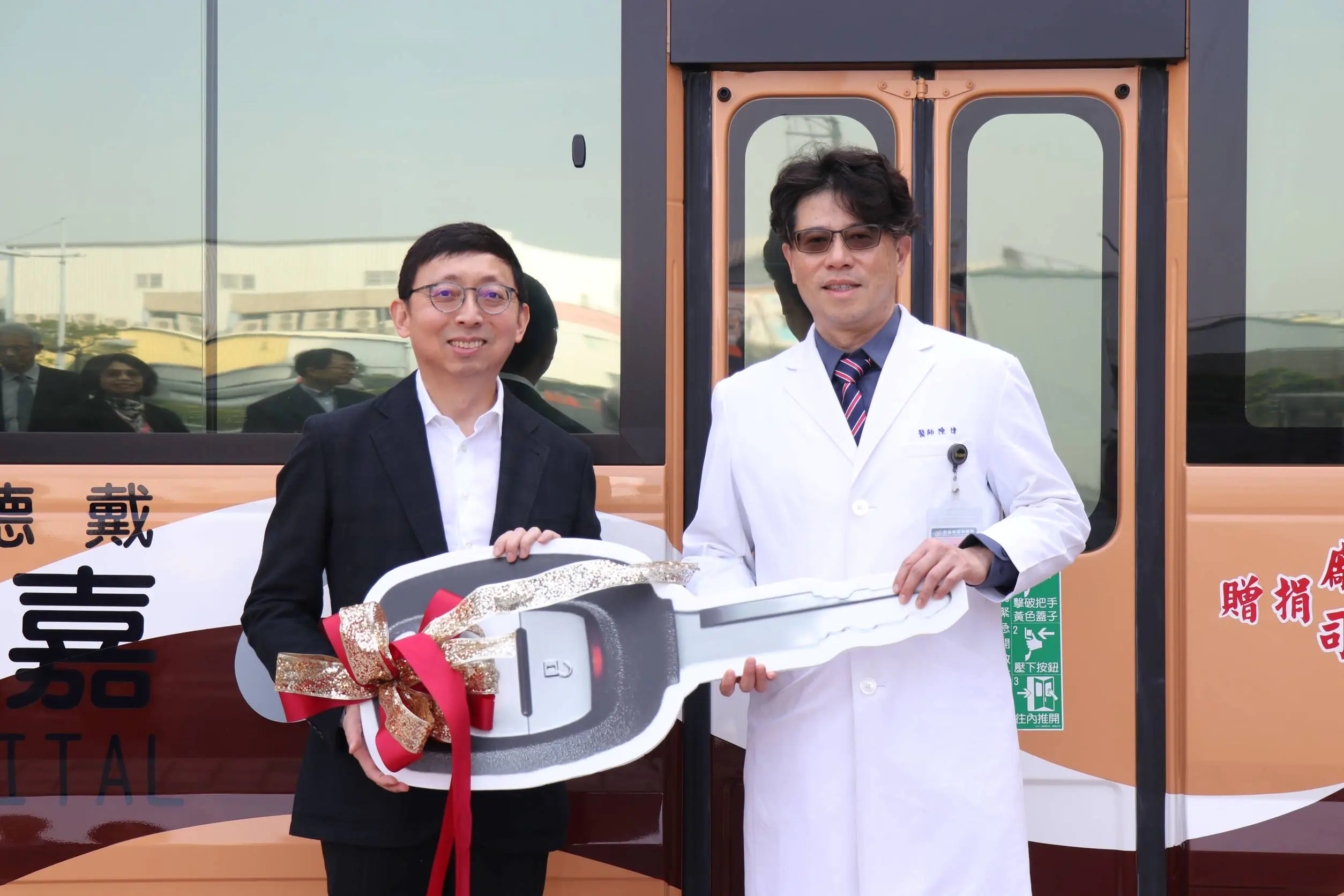 三太造機廠捐贈400萬醫療專車　助力嘉基守護雲嘉南就醫路